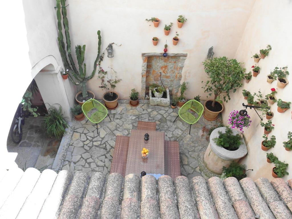 Casa Galileo Otel Costitx  Oda fotoğraf